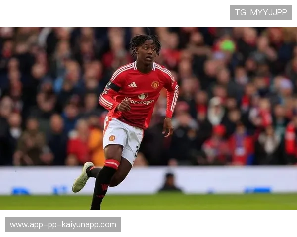 曼联准备在边路引进速度型深度以提升突击力