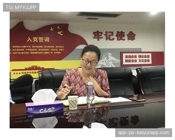 青训学员职业发展支持：导师配对与企业对接机制，导师训练